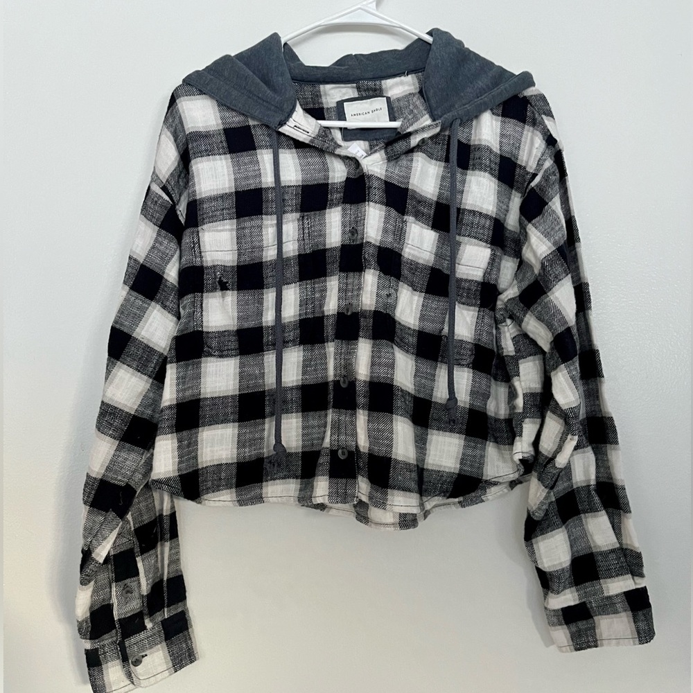 American Eagle cropped flannel